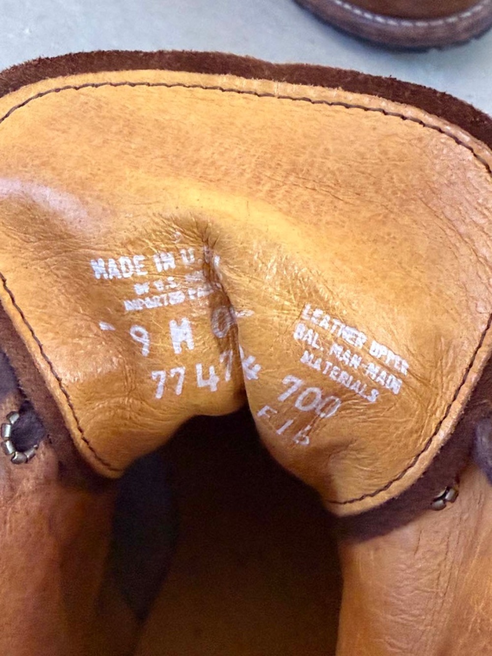 Frye Sabrina boot in brown suede, size 9 womens - Picture 6 of 6
